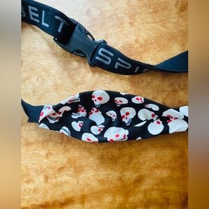 SPIbelt Original Pocket Running Belt - Skulls